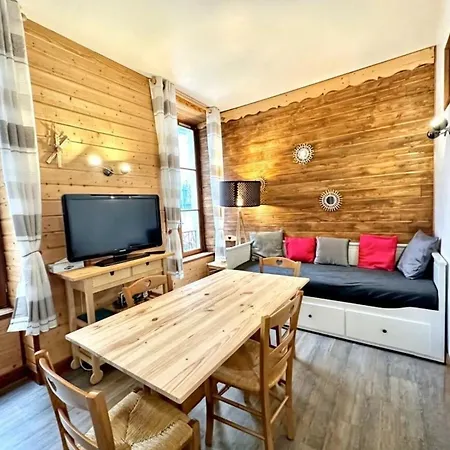 Апартаменты 4 A 6 Personnes Hyper Centre Au Calme Dans Impasse Avec Parking *