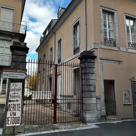 4 A 6 Personnes Hyper Centre Au Calme Dans Impasse Avec Parking Апартаменты