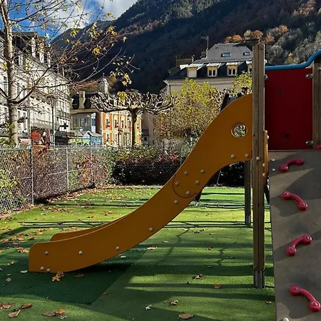 Апартаменты 4 A 6 Personnes Hyper Centre Au Calme Dans Impasse Avec Parking Котре